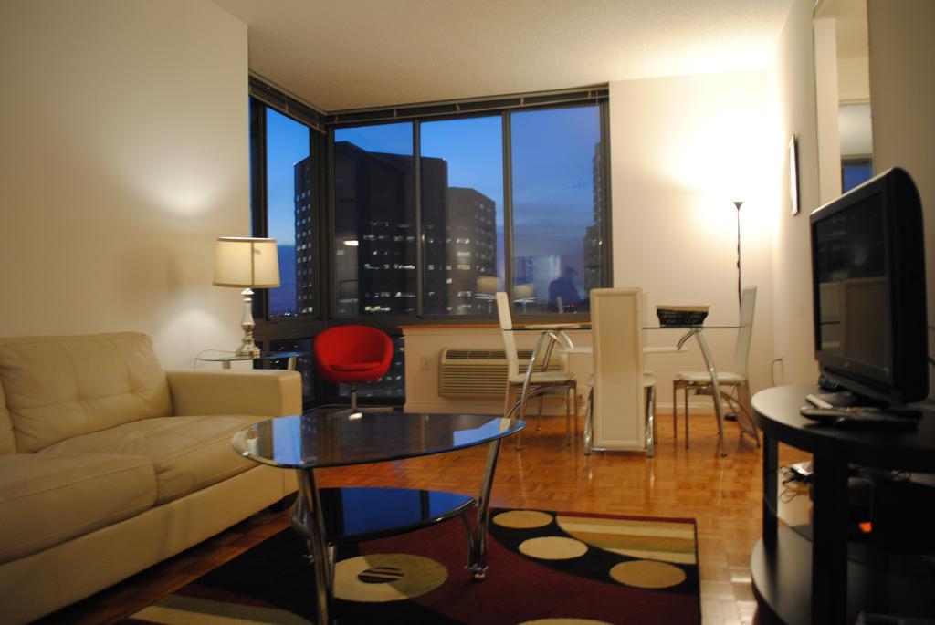 Downtown Luxury Suites ジャージーシティ エクステリア 写真