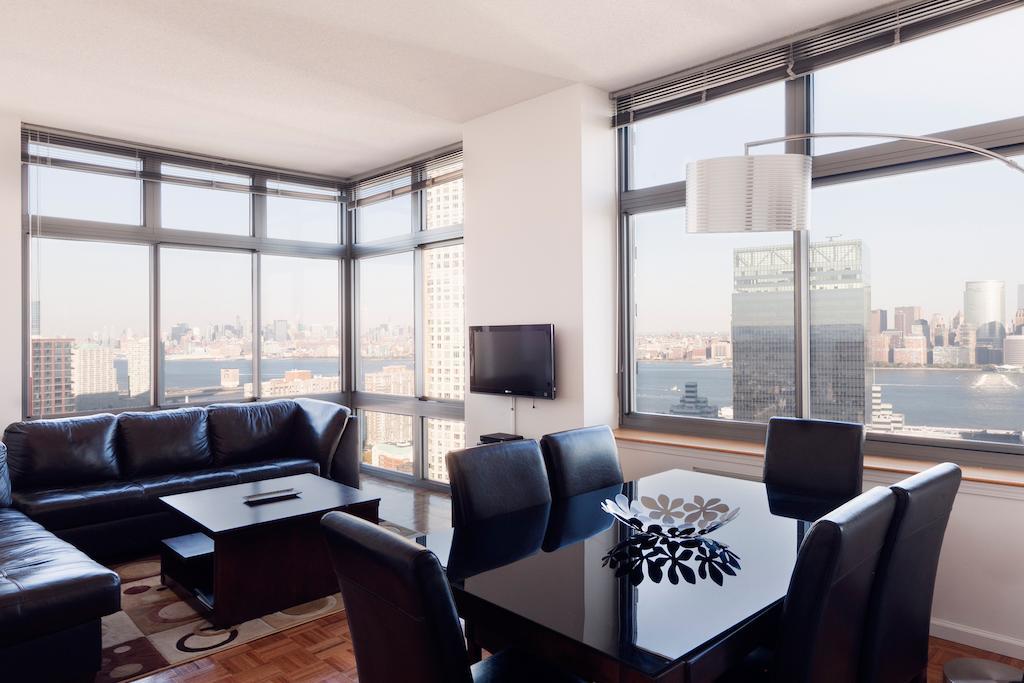 Downtown Luxury Suites ジャージーシティ 部屋 写真